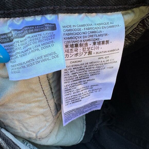 Levi's Black 501 Denim Jean Shorts Step on It From Free People Size 26 - Picture 8 of 10